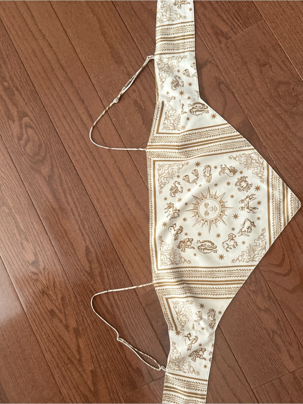 DANIELLE BERNSTEIN White & Gold Zodiac Print Scarf Tank - Picture 3 of 3
